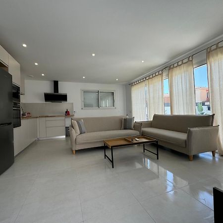 אמפוריבראבה Belle Villa Contemporaine Piscine Privee מראה חיצוני תמונה